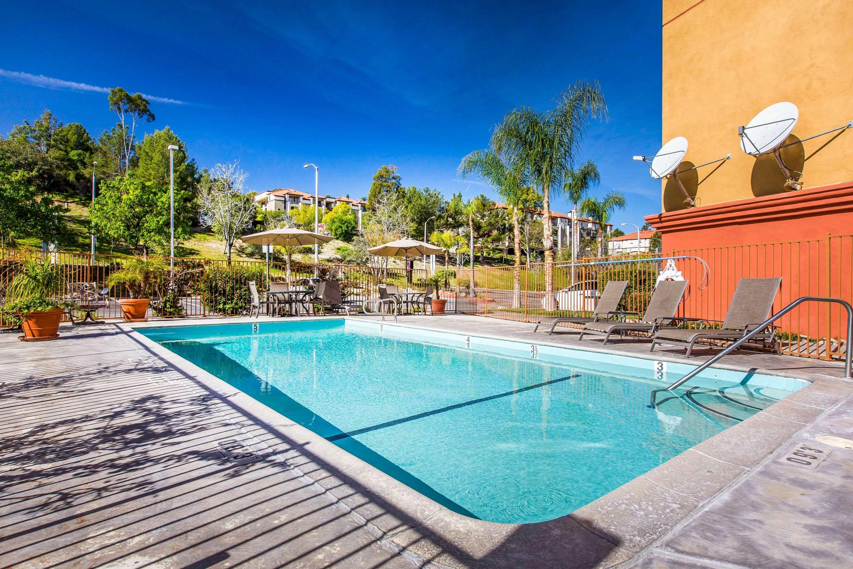 Comfort Suites Near Six Flags Magic Mountain Stevenson Ranch Exteriér fotografie