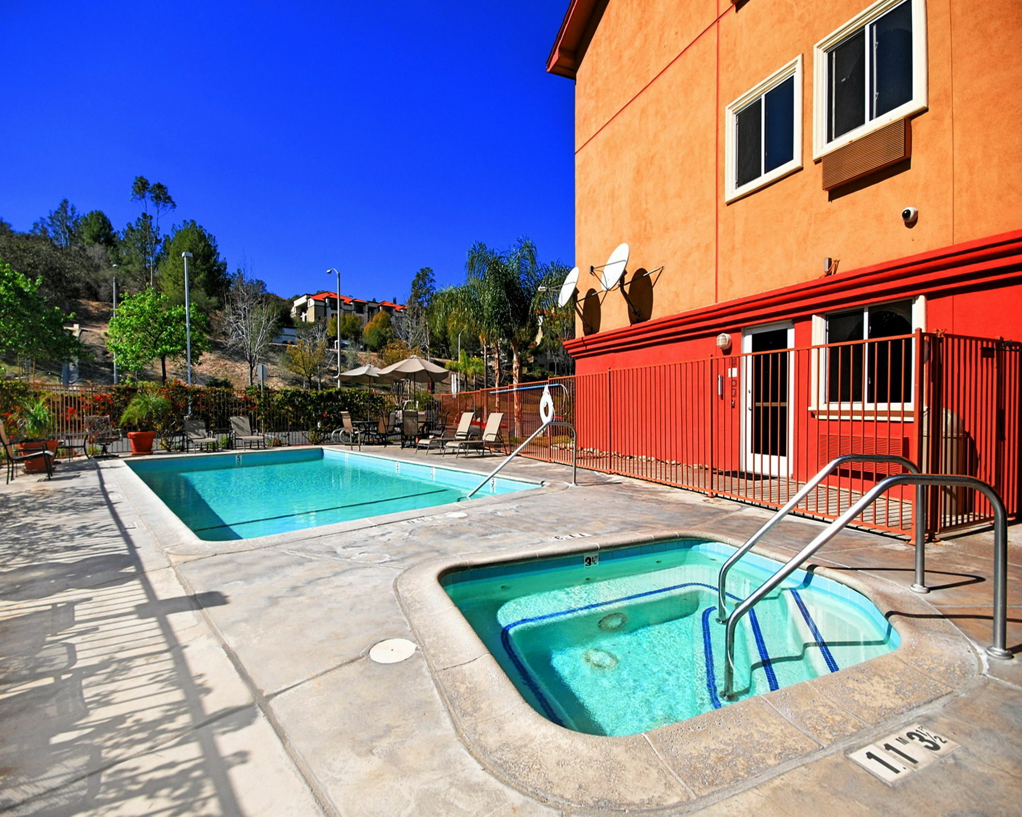 Comfort Suites Near Six Flags Magic Mountain Stevenson Ranch Exteriér fotografie